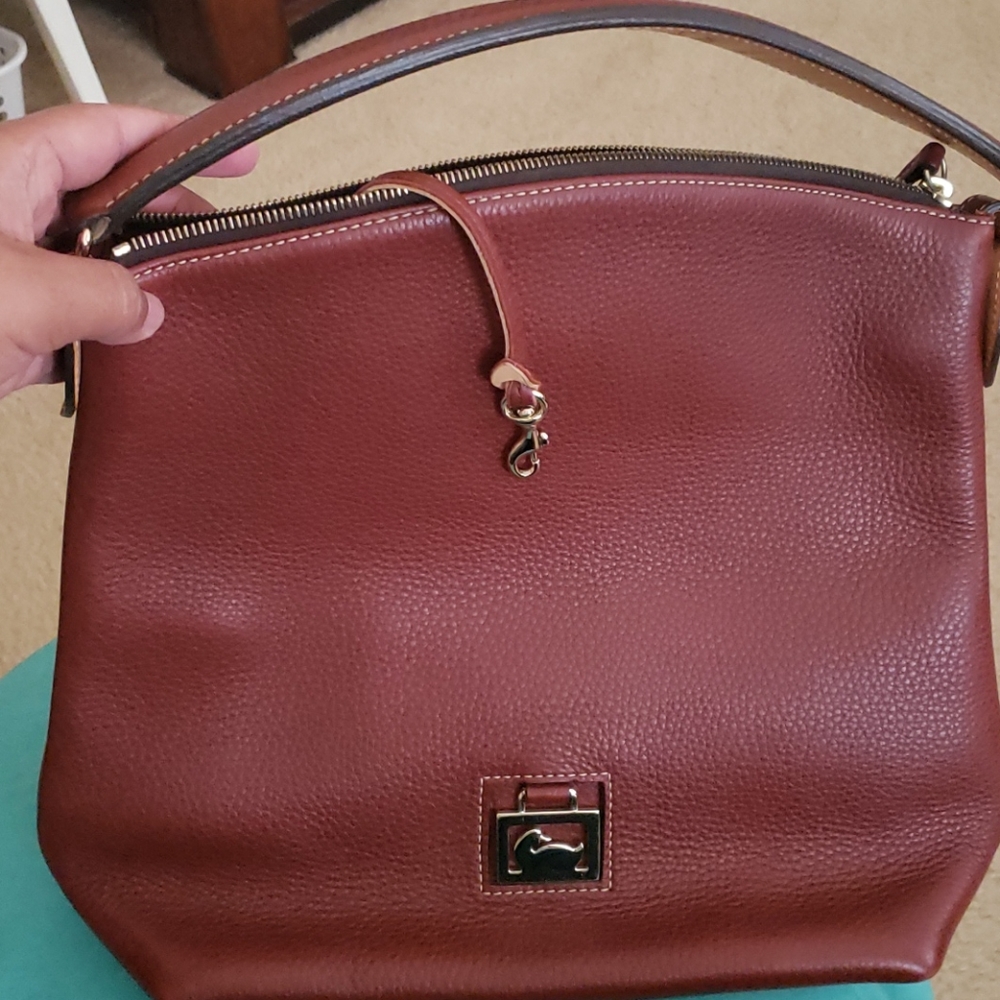 Dooney & Bourke shoulder bag